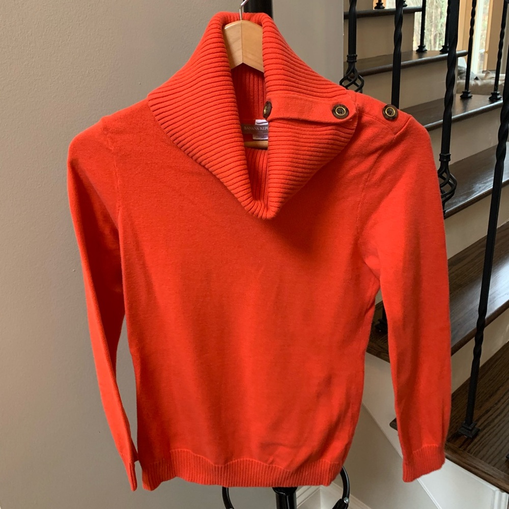 Turtle neck sweater